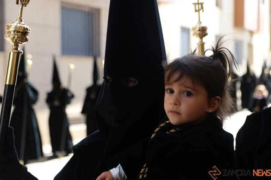 Procesi&oacute;n Santo Entierrro Zamora 2026_63