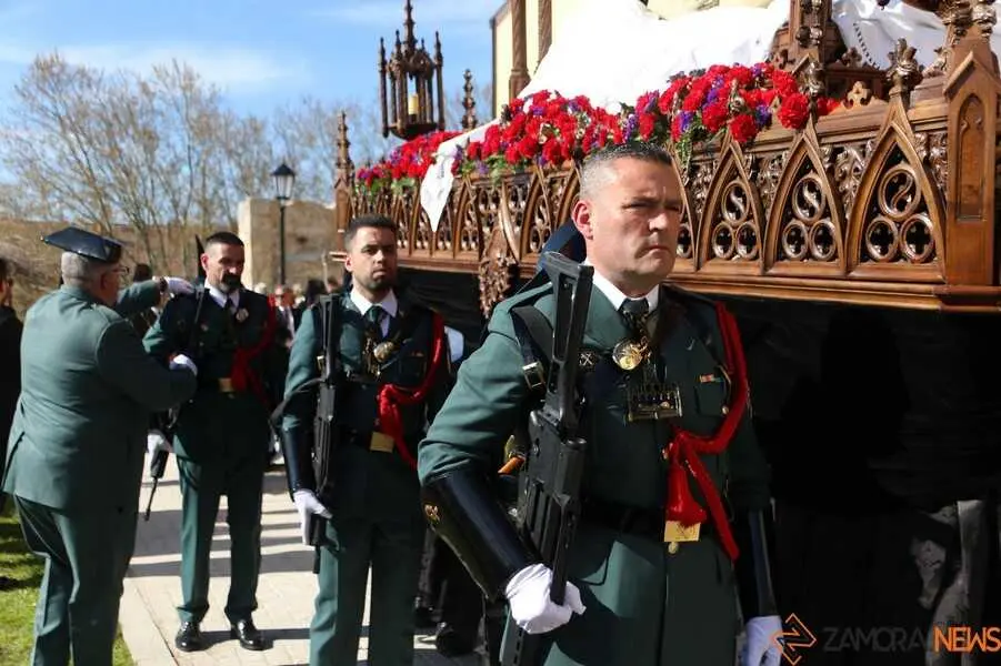 Procesi&oacute;n Santo Entierrro Zamora 2026_77