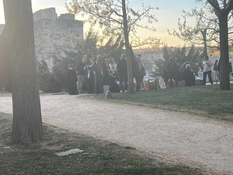 233ca892-2c0a-43b4-bb9b-53d7aeb30644