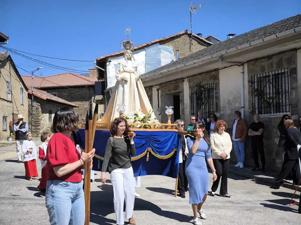 El Encuentro Mombuey Domingo de Resurecci&oacute;n 
