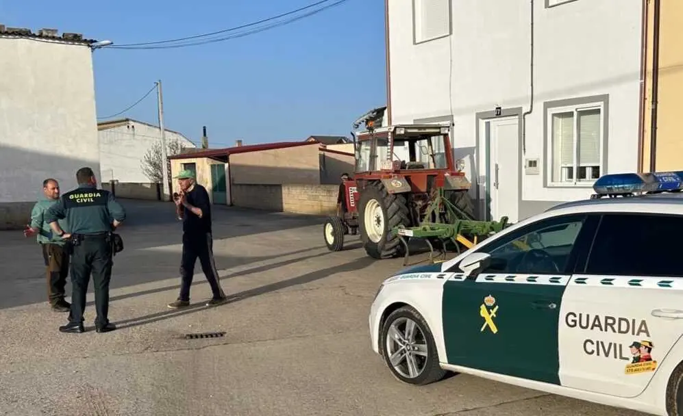 9adf0b87-f17a-418b-9518-39a3e7393033