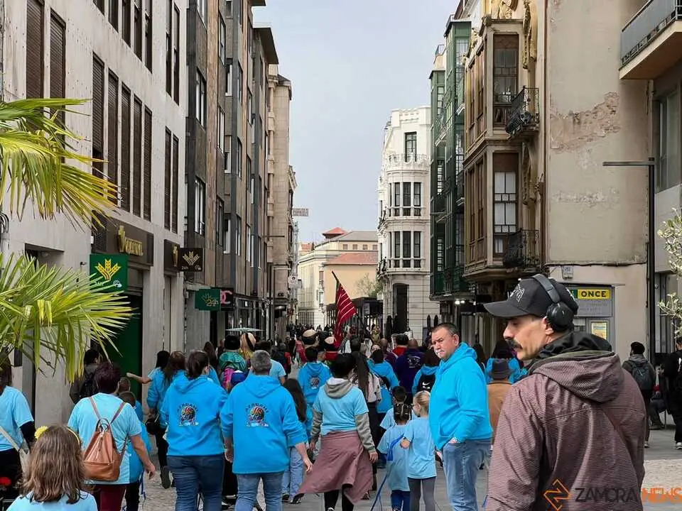 Marcha AZADAHI Autismo _8