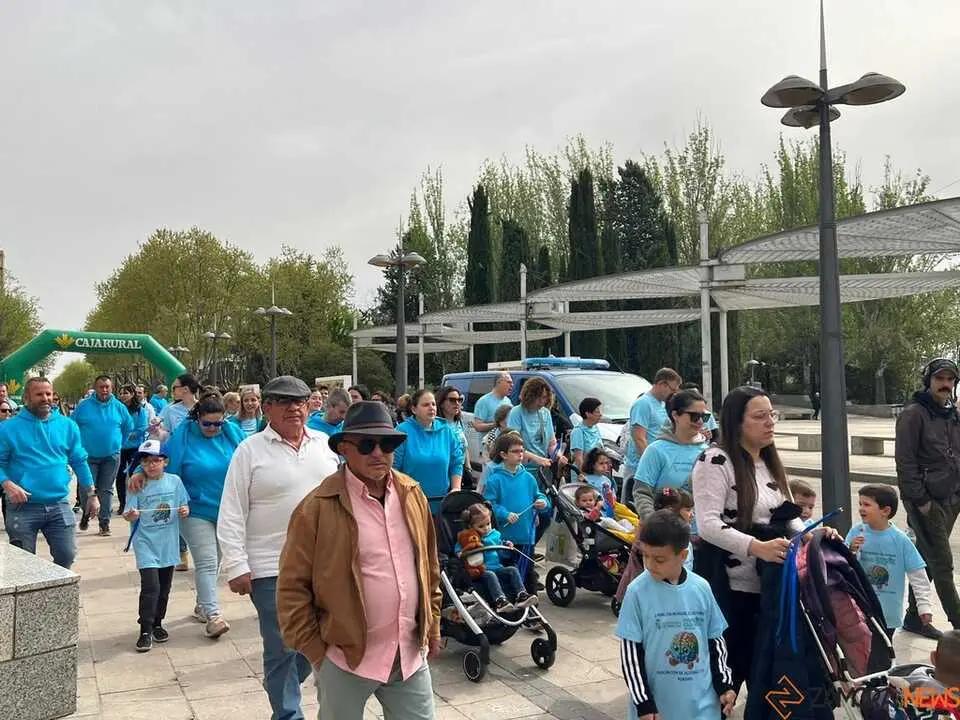 Marcha AZADAHI Autismo _9