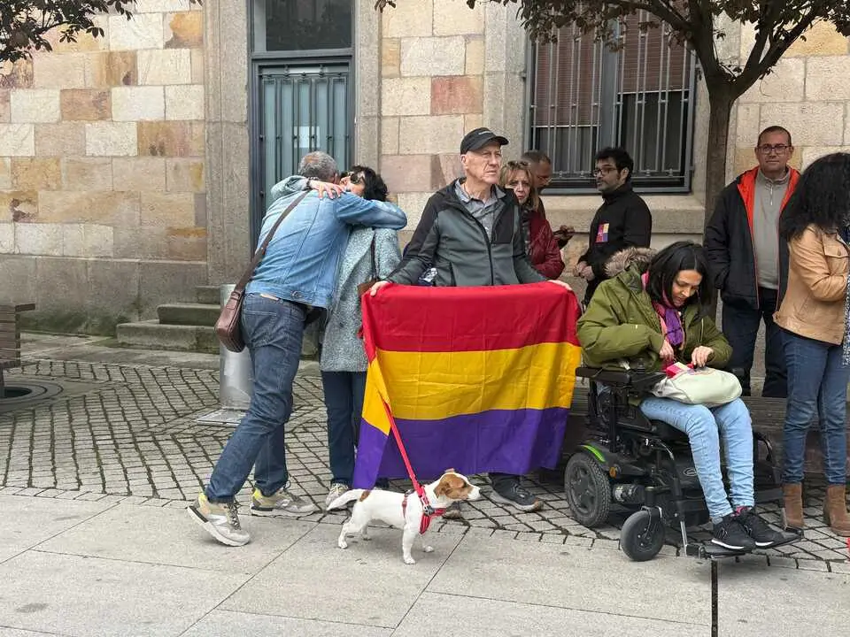 D&iacute;a de Rep&iacute;ublica en Zamora IU y PCE _4