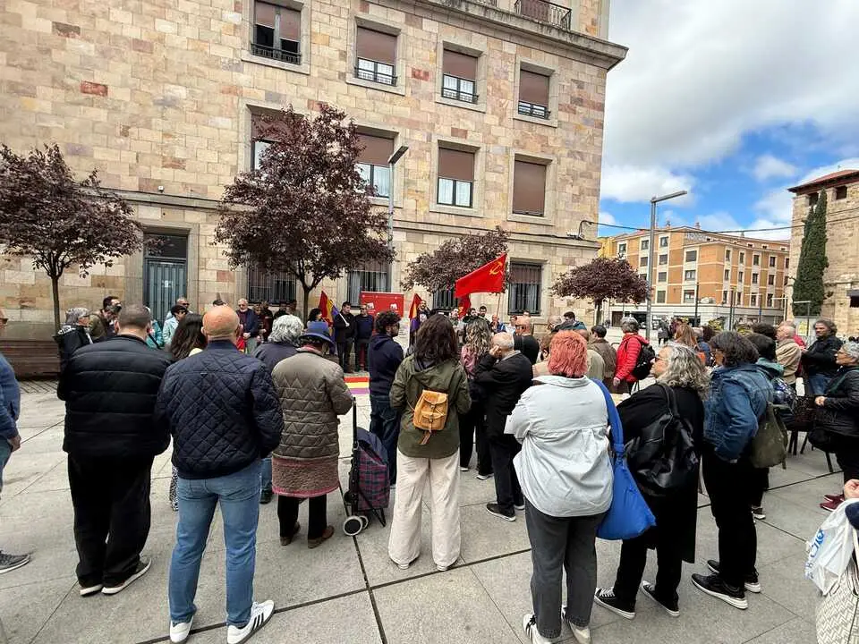 D&iacute;a de Rep&iacute;ublica en Zamora IU y PCE _16