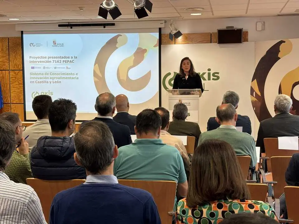 Presentaci&oacute;n de los primeros proyectos de la red AKISCyL