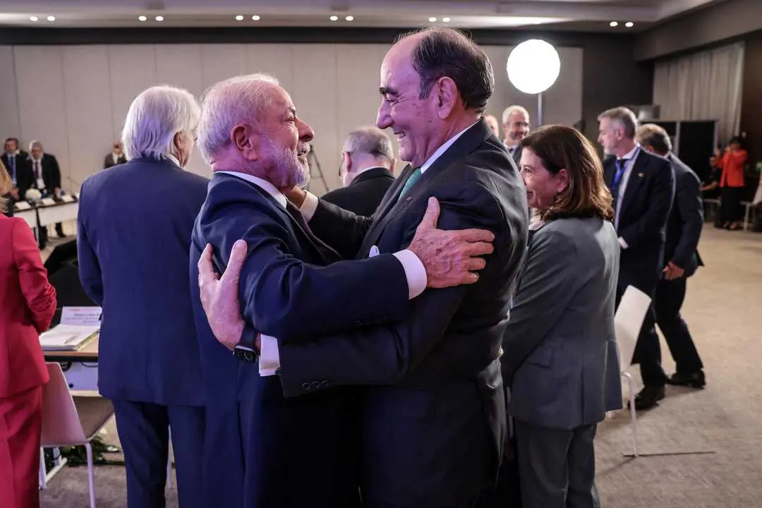 El presidente de Iberdrola y el presidente de Brasil en el encuentro de Barcelona