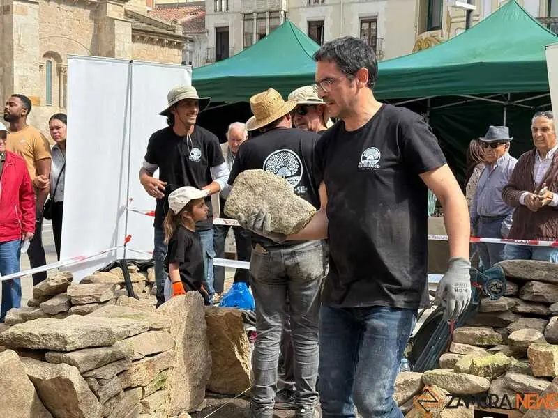 mercado ecol&oacute;gico y piedra de Sayago en Zamora _14