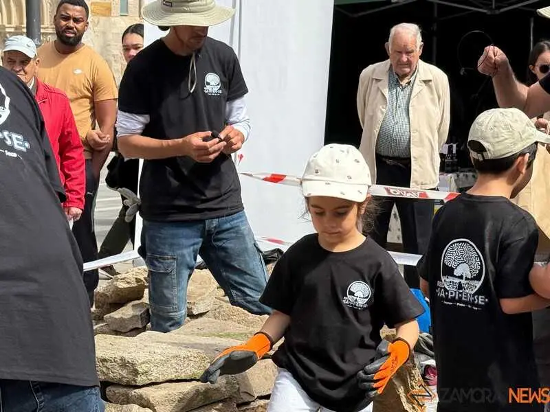 mercado ecol&oacute;gico y piedra de Sayago en Zamora _18