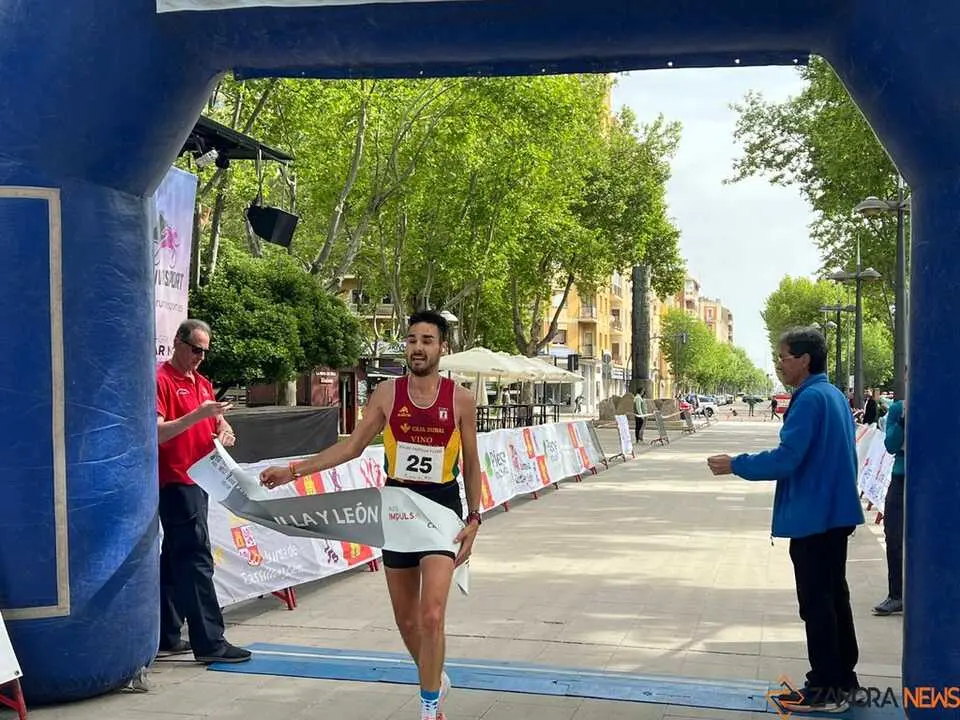 Carrera Solidaria D&iacute;a de Castilla y Le&oacute;n _7