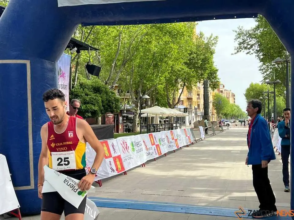 Carrera Solidaria D&iacute;a de Castilla y Le&oacute;n _8