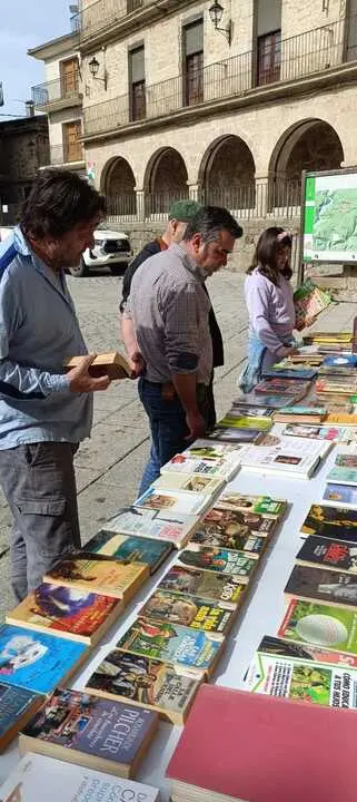 D&iacute;a del Libro en Fermoselle _2