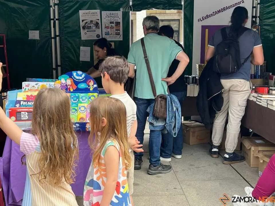 D&iacute;a del Libro Zamora _6