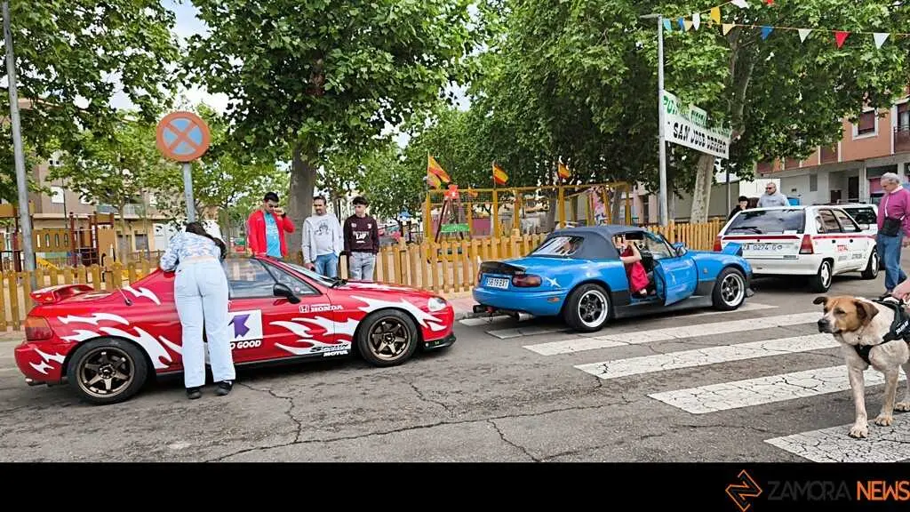 coches cl&aacute;sicos en San Jos&eacute; Obrero _4