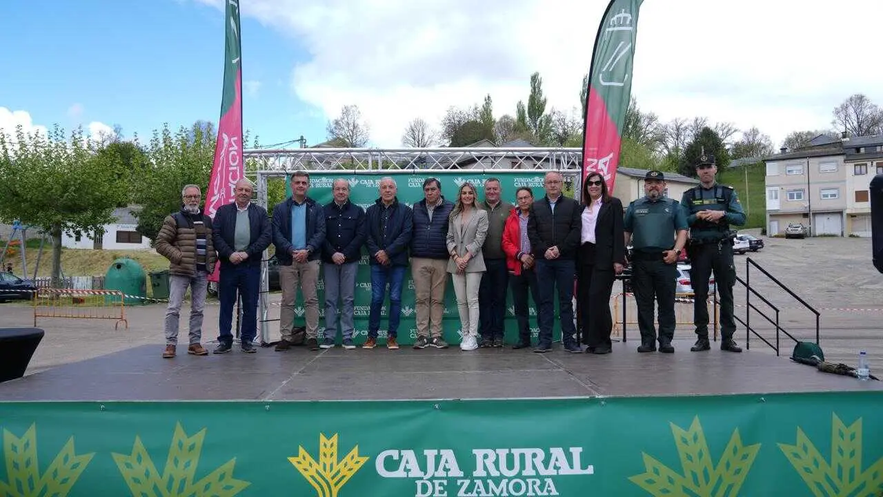 Feria de Exaltaci&oacute;n del Chorizo en el Puente de Sanabria. FOTOS AMADO CRESPO (18)