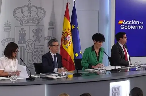 Rueda de prensa de anuncio de la nueva Oferta de Empleo P&uacute;blico. Foto Moncloa