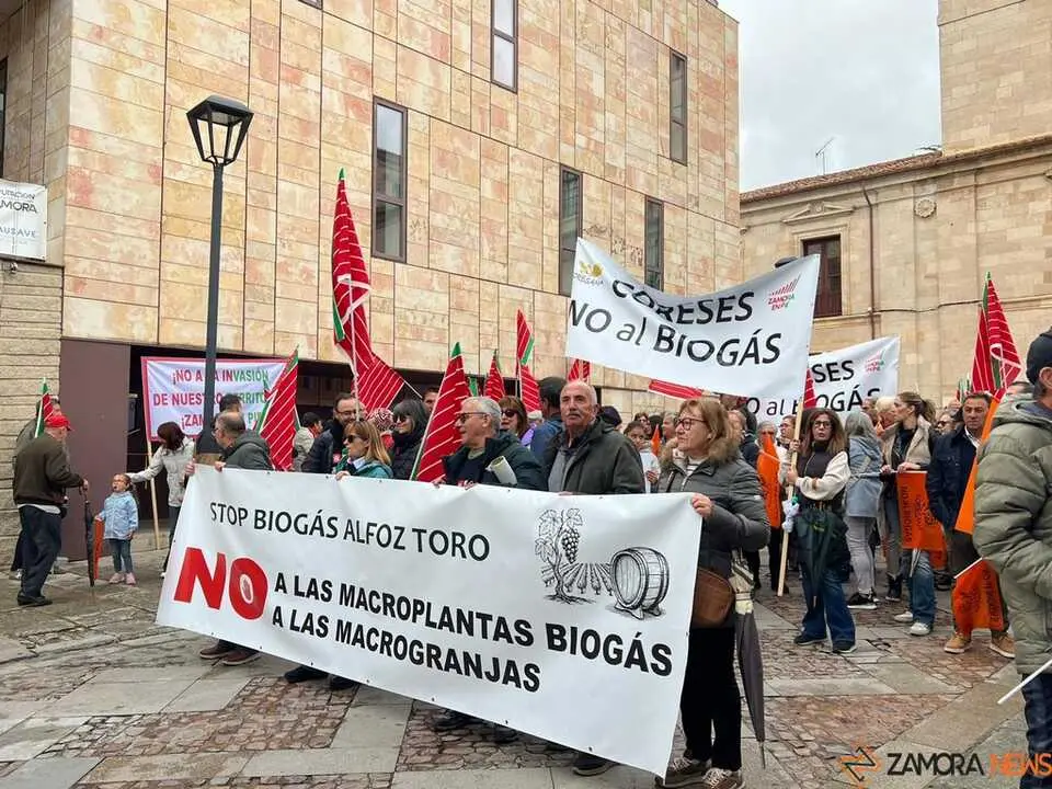 Manifestaci&oacute;n contra las plantas de biog&aacute;s Zamora _18
