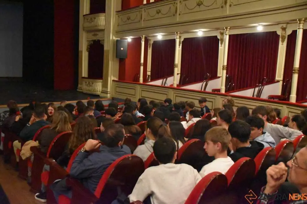  The Wicked Wizard of Oz Teatro Escolar _15