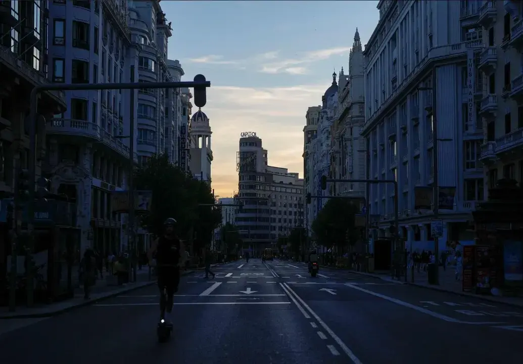 Ciudad sin luces. Foto Facua