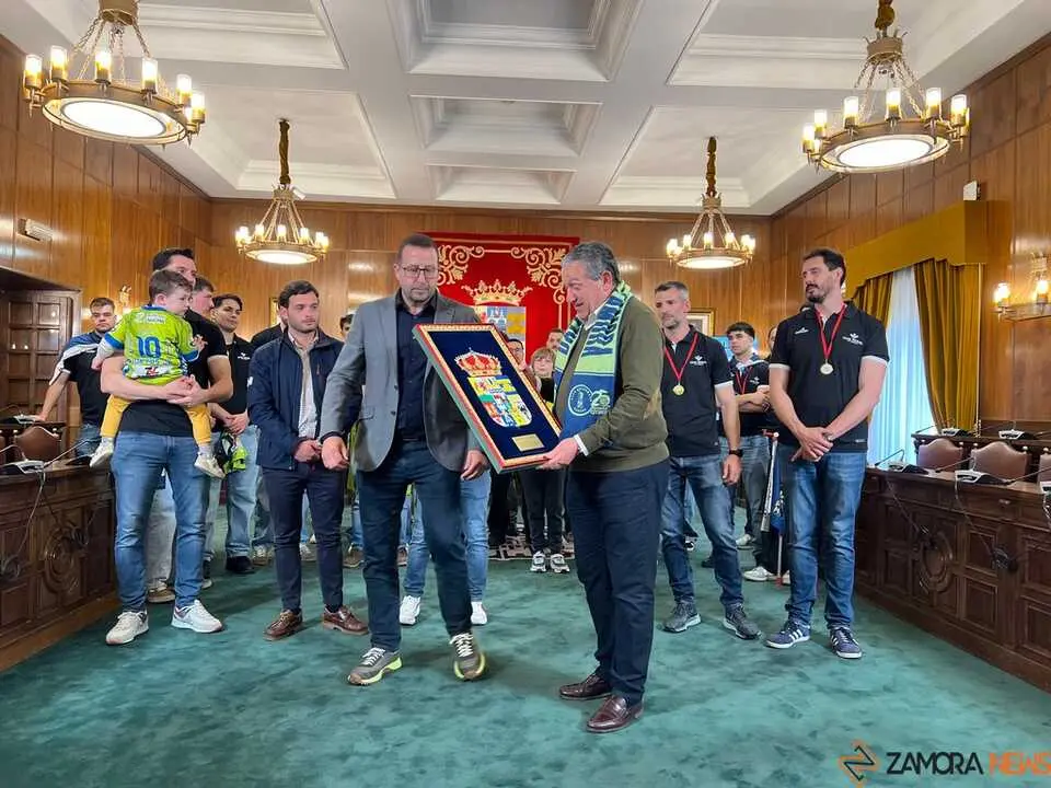 Celebraci&oacute;n Ascenso Balonmano Zamora_61