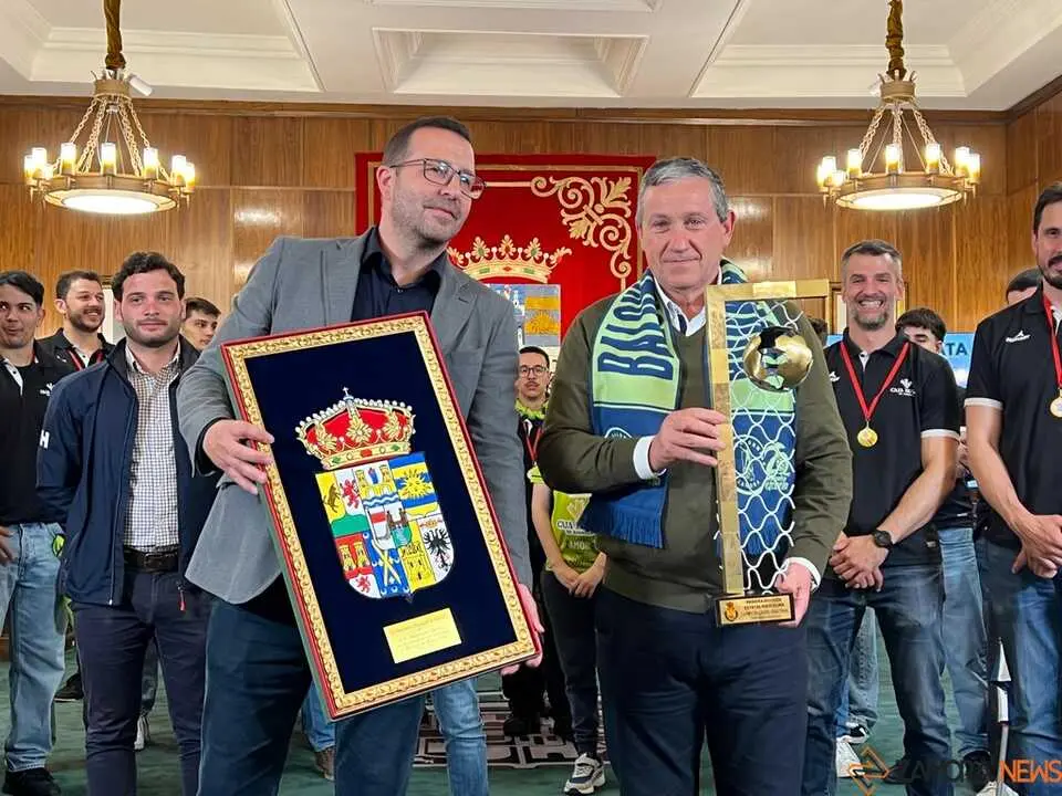 Celebraci&oacute;n Ascenso Balonmano Zamora_63