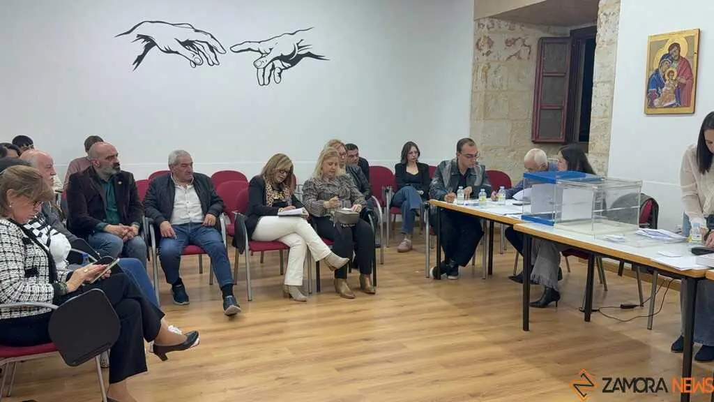 elecciones cofrad&iacute;a Esperanza Zamora _2