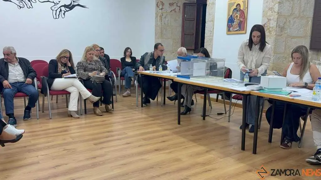 elecciones cofrad&iacute;a Esperanza Zamora _3