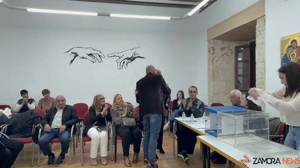 elecciones cofrad&iacute;a Esperanza Zamora _8