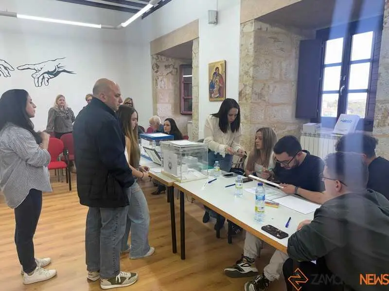 elecciones cofrad&iacute;a Esperanza Zamora _12