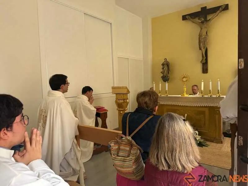 capilla de adoraci&oacute;n de Zamora _33