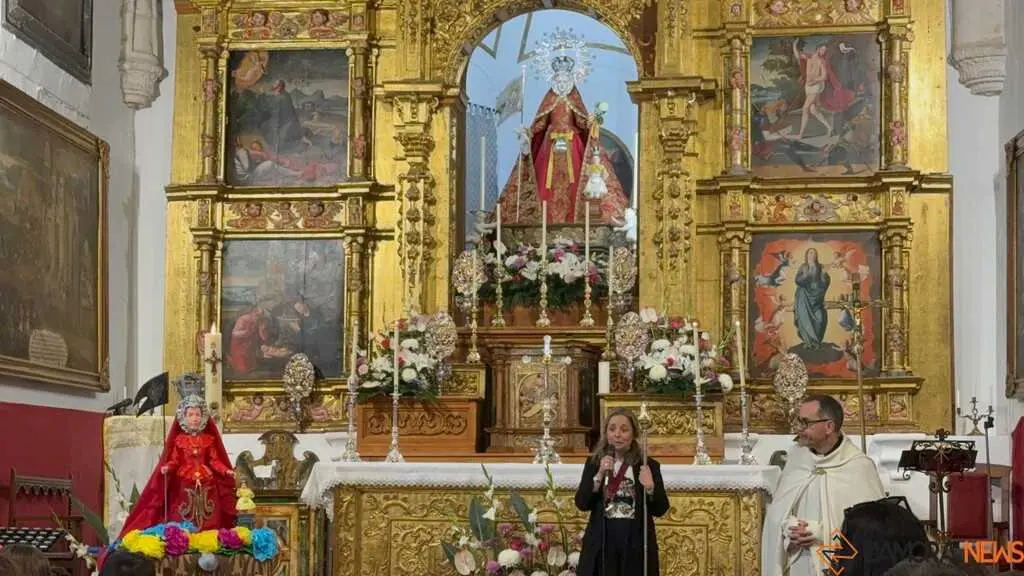  Alumnos del colegio Divina Providencia celebra su romer&iacute;a de la Concha _11