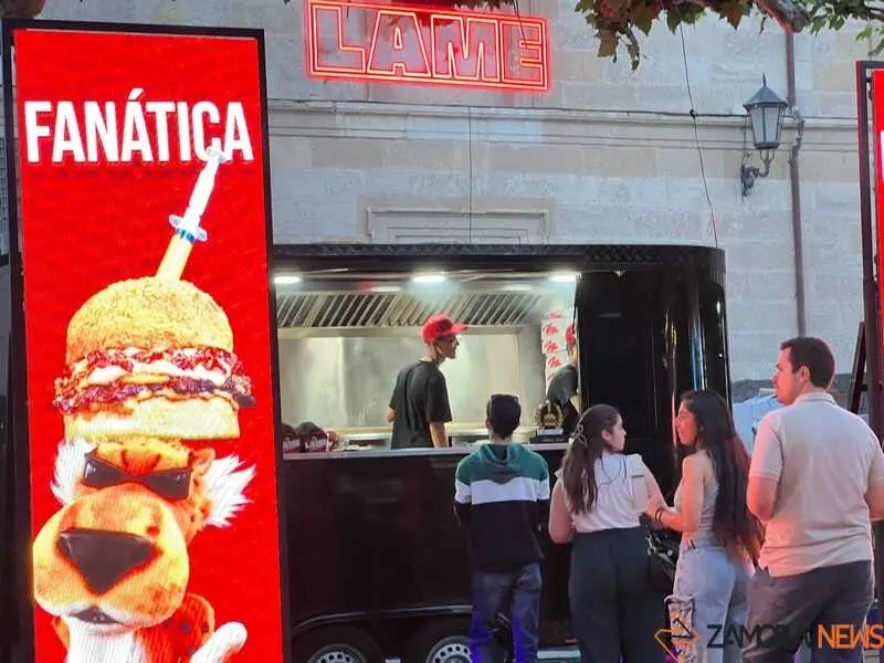 The Burger Cup Zamora _16