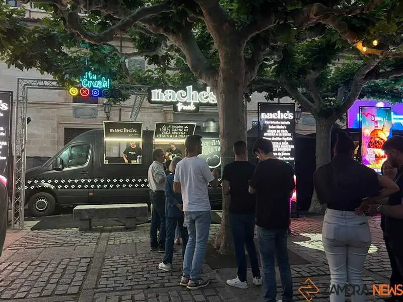 The Burger Cup Zamora _21