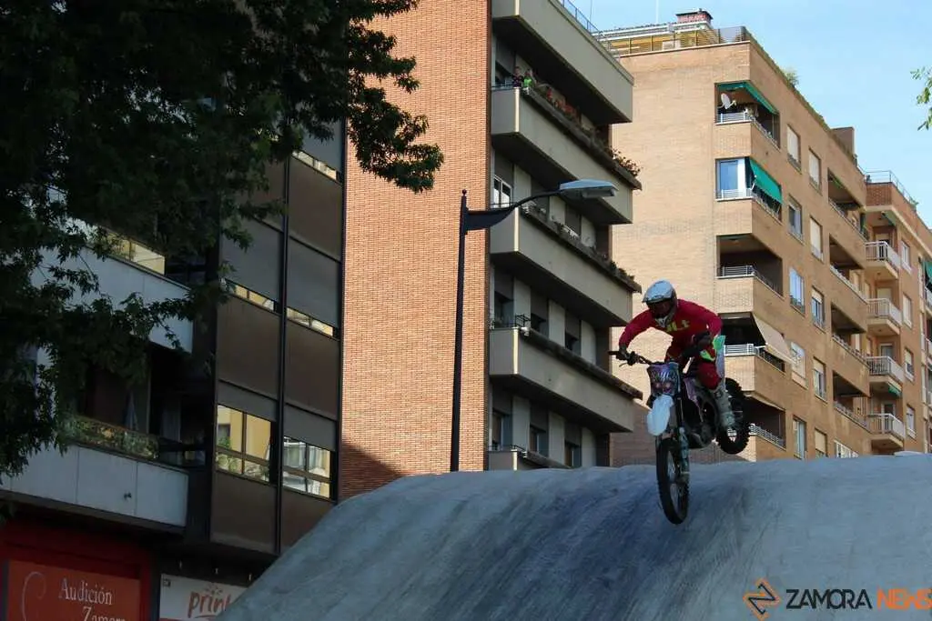 Sa&uacute;l Mengual Exhibici&oacute;n freestyle Zamora Sobre Ruedas _11
