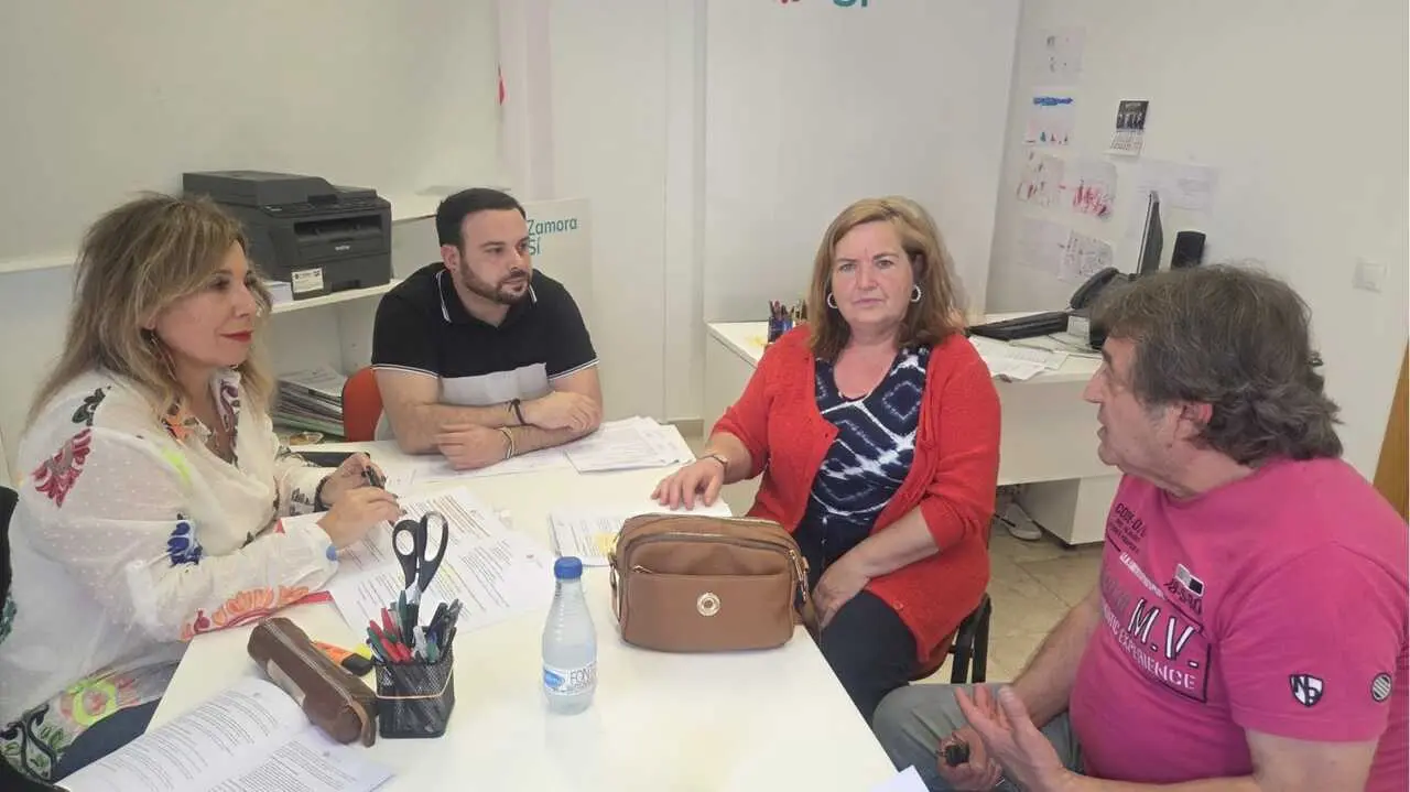 Zamora S&iacute; reuni&oacute;n AZACUEFA