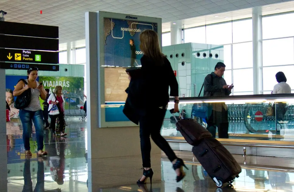 Ciudadanos en el aeropuerto