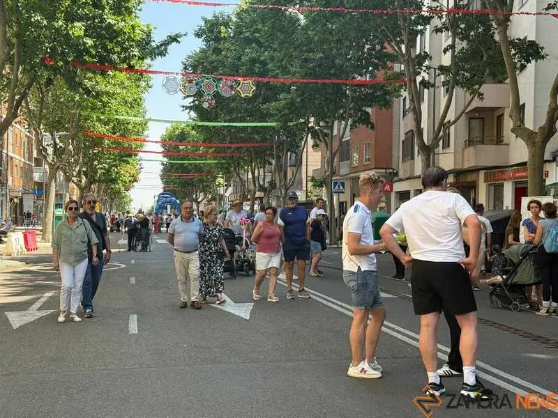comercio de Tres Cruces _13
