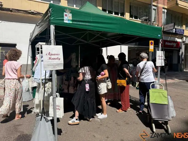 comercio de Tres Cruces _16