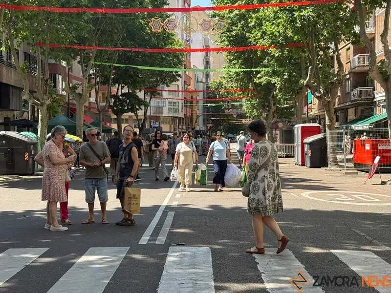 comercio de Tres Cruces _18