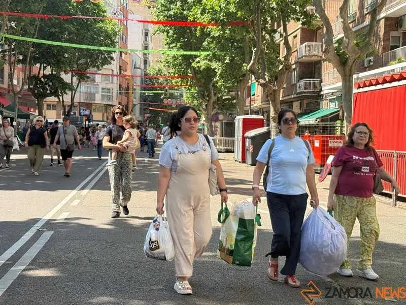 comercio de Tres Cruces _19
