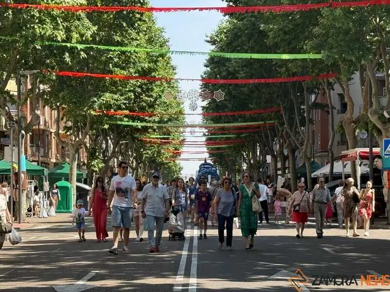 comercio de Tres Cruces _30