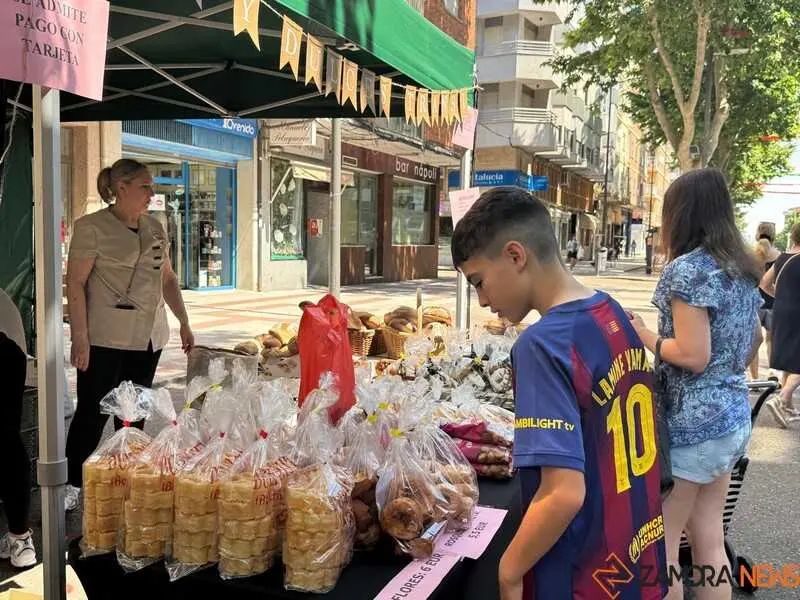 comercio de Tres Cruces _38