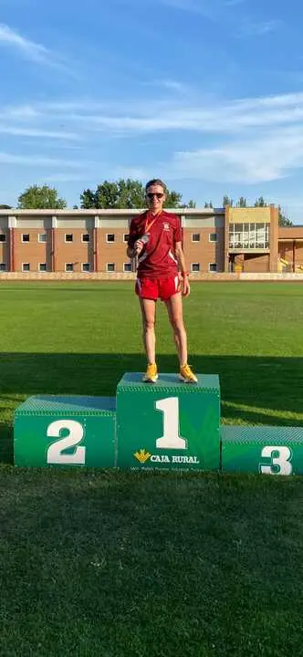 Elena Calvete Prieto Campeona Autonomica M50 1500 ml.