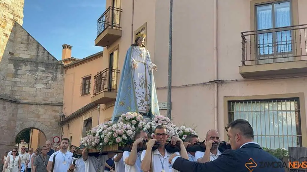 procesi&oacute;n Virgen del Amor Hermoso_24