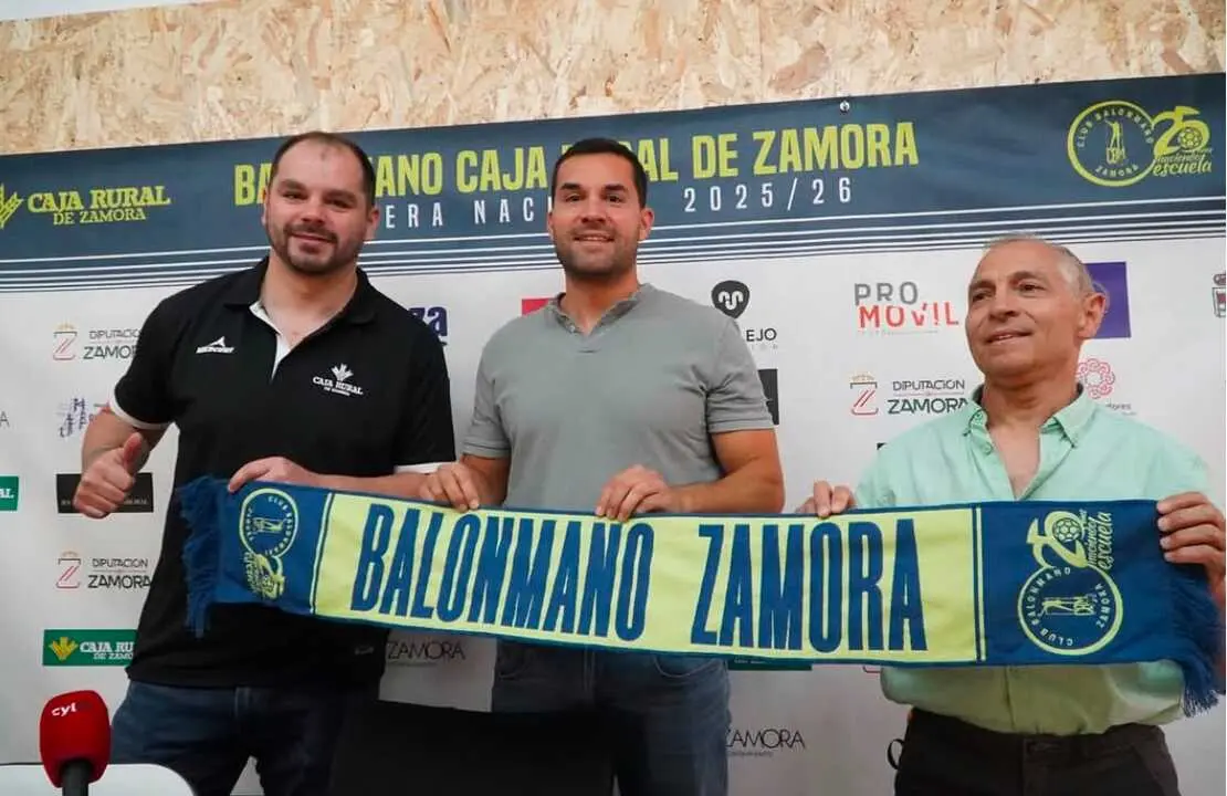Felipe Barrientos nuevo entrenador del Balonmano Zamora - imagen redes