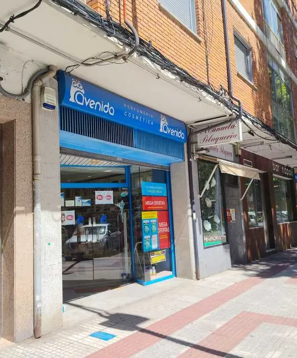 Tienda Perfumer&iacute;as Avenida en las Tres Cruces