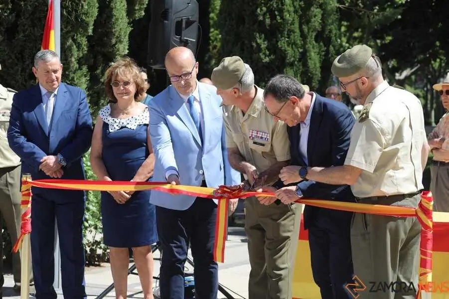 Zamora celebra el D&iacute;a de las Fuerzas Armadas_37