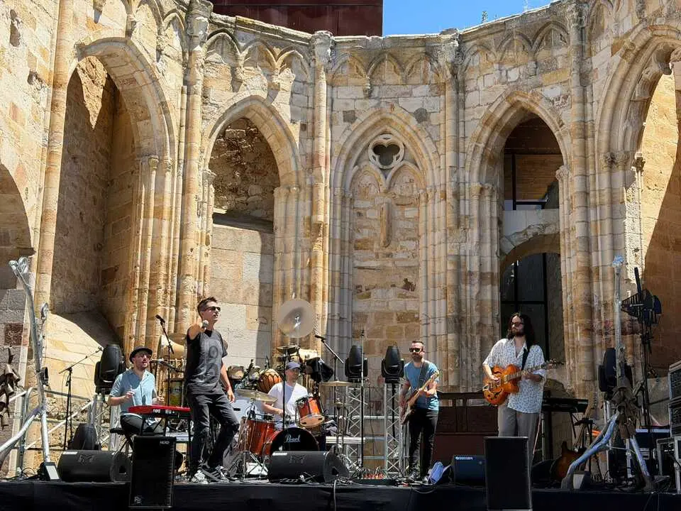  liturgia del vermut peque&ntilde;o rock and roll _7