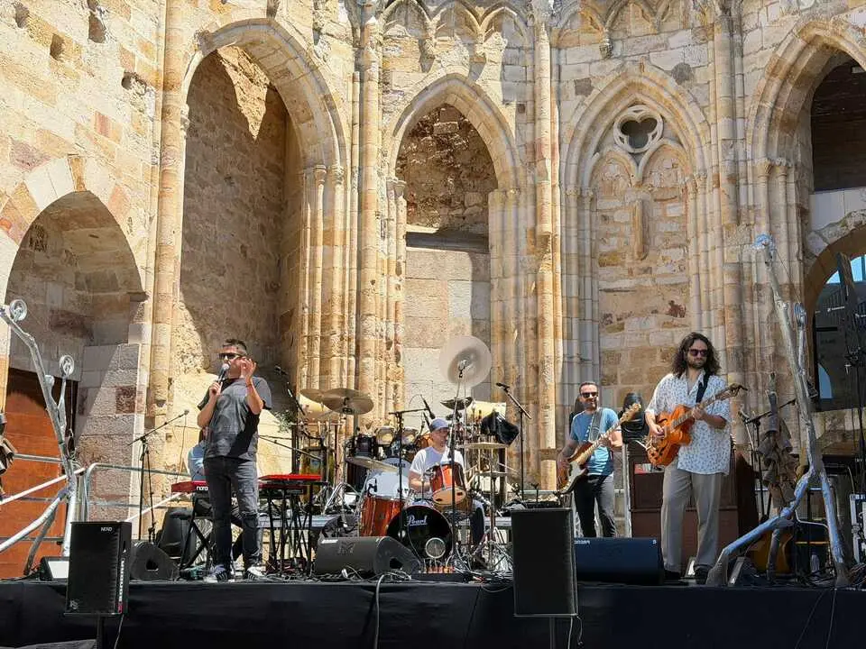  liturgia del vermut peque&ntilde;o rock and roll _8
