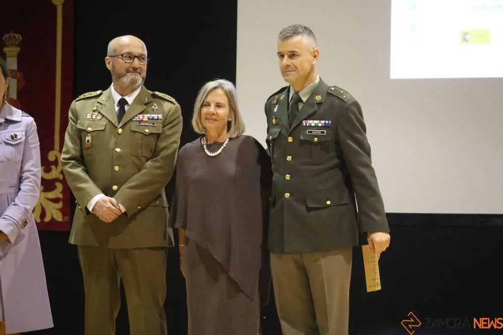 Acto homenaje Subdelegaci&oacute;n de Defensa Zamora _6